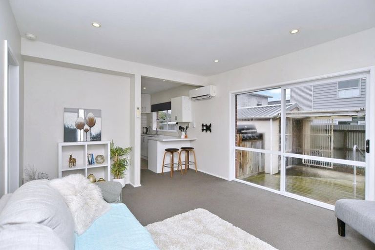 Photo of property in 27a Elizabeth Street, Riccarton, Christchurch, 8041