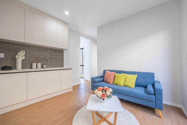 Photo of property in 30 Paihere Street, Huapai, Kumeu, 0810