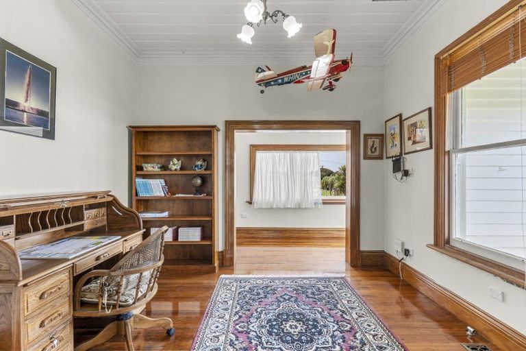 Photo of property in 30a Pohutukawa Place, Bell Block, New Plymouth, 4312