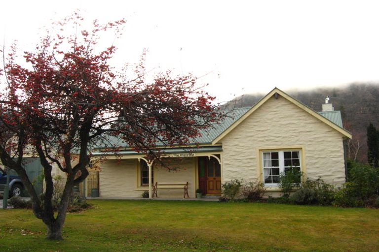 Photo of property in 13 Anglesea Street, Arrowtown, 9302