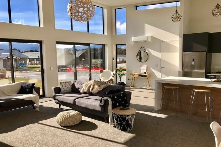 Photo of property in 3 Avalanche Place, Wanaka, 9305