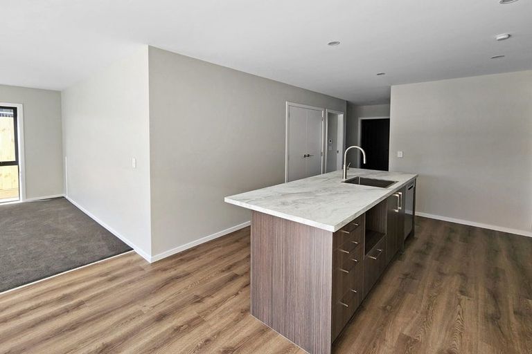 Photo of property in 7 Ruru Lane, Hurworth, New Plymouth, 4310