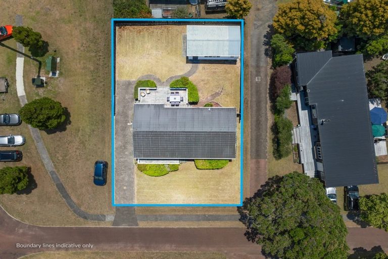 Photo of property in 20 Mccormick Place, Pauanui, Hikuai, 3579