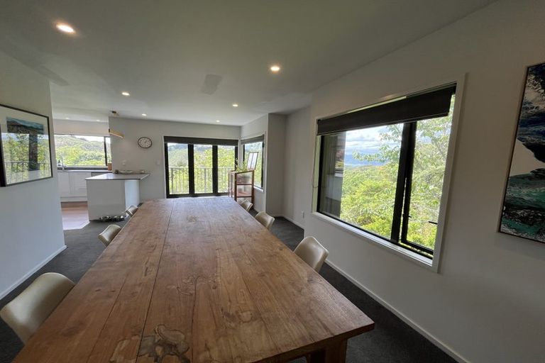 Photo of property in 3b Maldive Street, Khandallah, Wellington, 6035