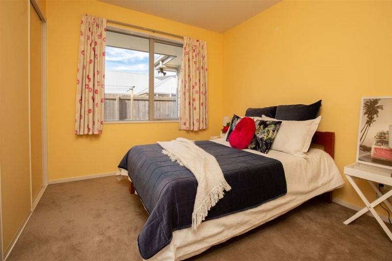 Photo of property in 64 Somerville Crescent, Aidanfield, Christchurch, 8025