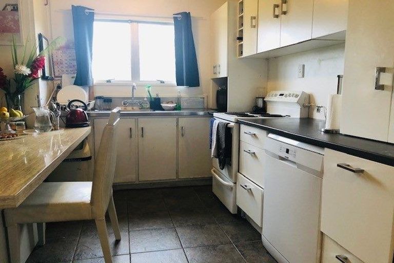 Photo of property in 1/30 Latham Avenue, Pakuranga, Auckland, 2010