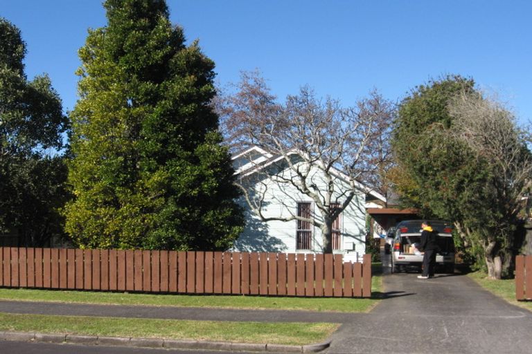 Photo of property in 16 Bluewater Place, Wattle Downs, Auckland, 2103