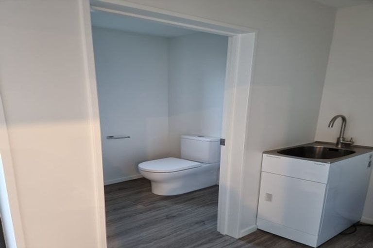 Photo of property in 3/56 Olliviers Road, Phillipstown, Christchurch, 8011