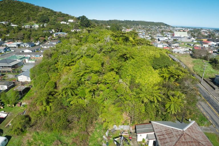 Photo of property in 26 Murray Street, Greymouth, 7805