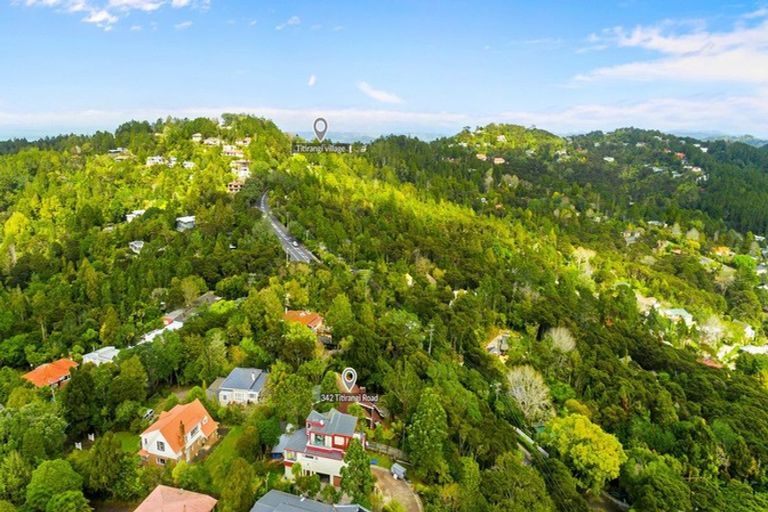 Photo of property in 342 Titirangi Road, Titirangi, Auckland, 0604