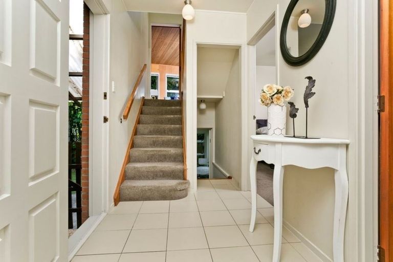 Photo of property in 6/5a Takarunga Road, Devonport, Auckland, 0624