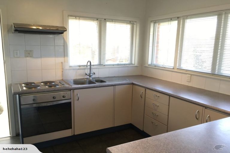 Photo of property in 1/238 Lake Road, Hauraki, Auckland, 0622