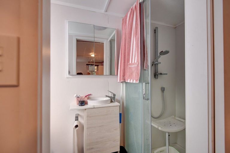 Photo of property in 35 Kings Avenue, Gonville, Whanganui, 4501