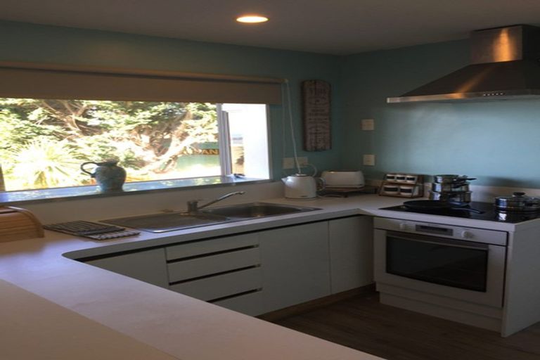 Photo of property in 17 Selleck Street, Mount Pleasant, Christchurch, 8081