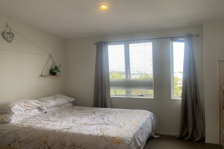 Photo of property in 97 Albionvale Road, Glen Eden, Auckland, 0602