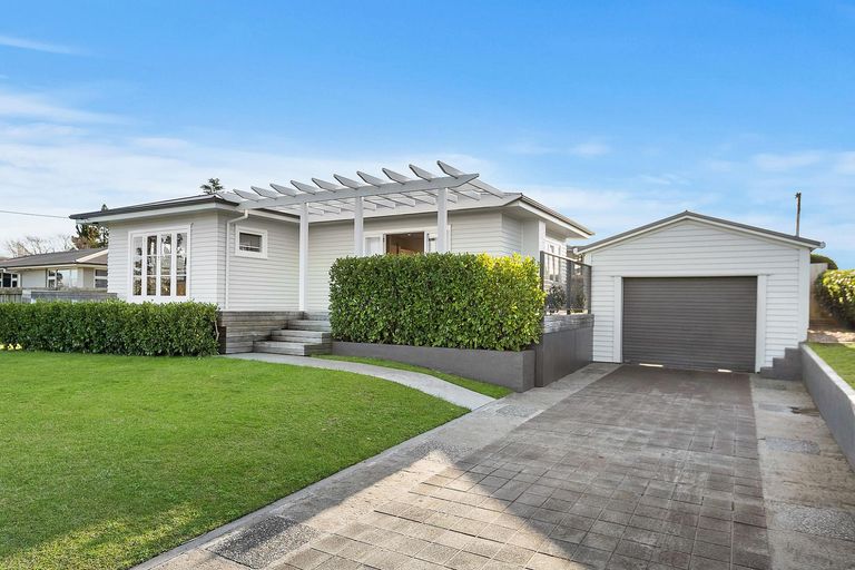 Photo of property in 14 Page Street, Morrinsville, 3300