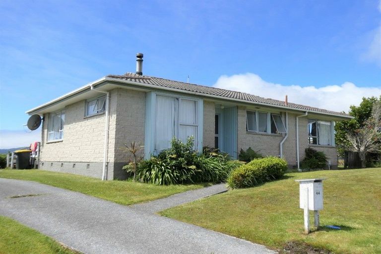 Photo of property in 44 Arnott Heights, Greymouth, 7805