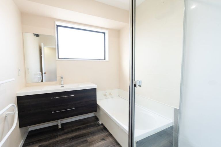 Photo of property in 2/232 Harewood Road, Bishopdale, Christchurch, 8053