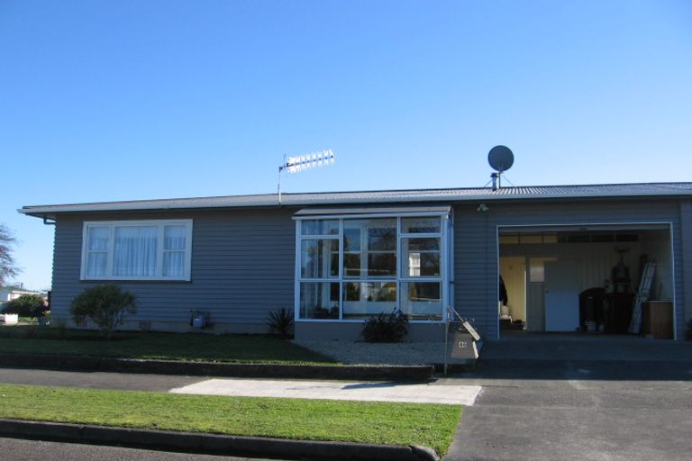 Photo of property in 46 Abraham Crescent, Milson, Palmerston North, 4414