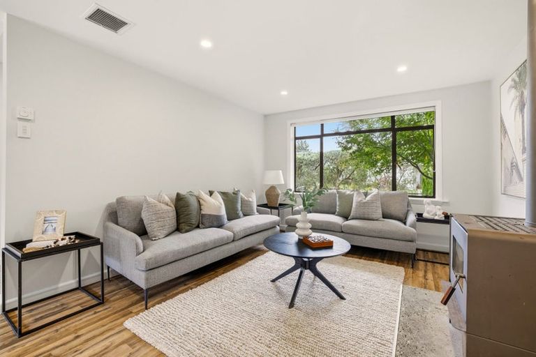 Photo of property in 8 Ardmore Place, Bishopdale, Christchurch, 8053