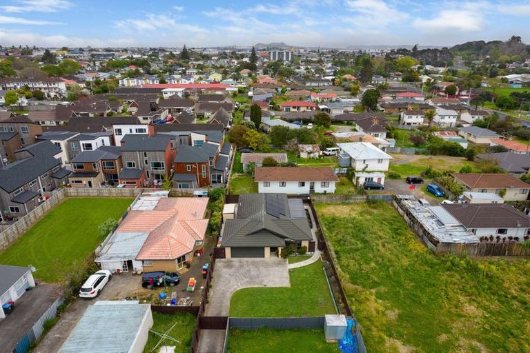 Photo of property in 13a Albert Street, Otahuhu, Auckland, 1062