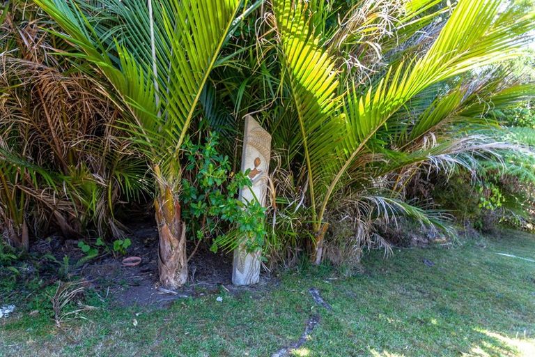 Photo of property in 102 Waihirere Drive, Tuateawa, Coromandel, 3583