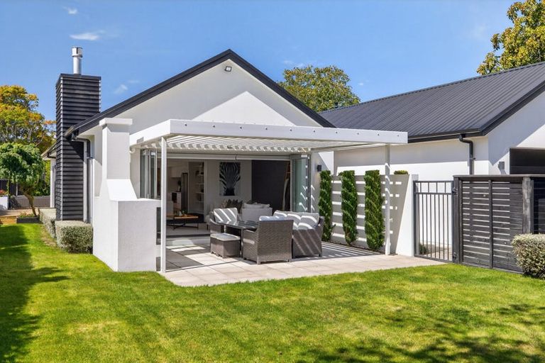 Photo of property in 212 Matsons Avenue, Papanui, Christchurch, 8053