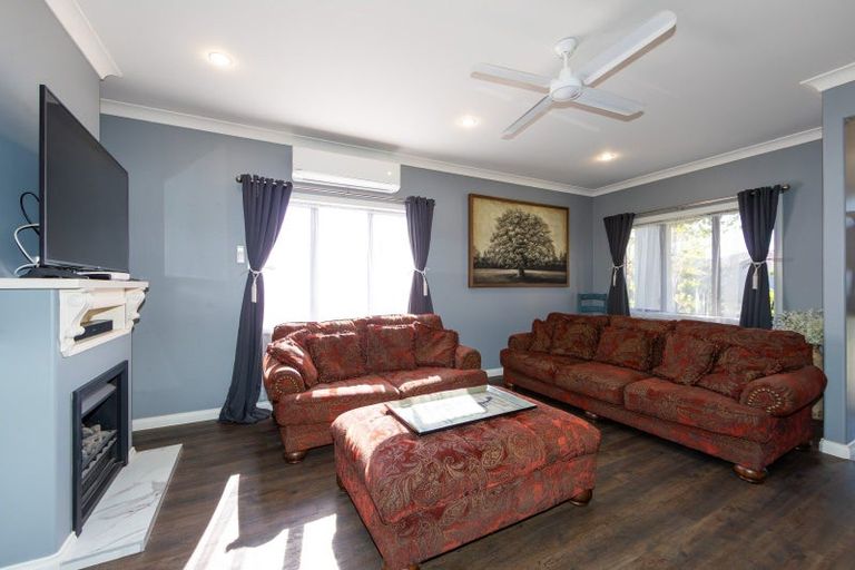 Photo of property in Heynes Place, 24 Heynes Place, Clive, 4102