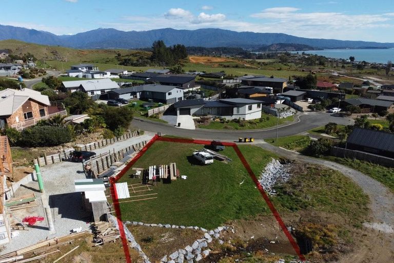 Photo of property in 16 Pohutukawa Place, Pohara, Takaka, 7183