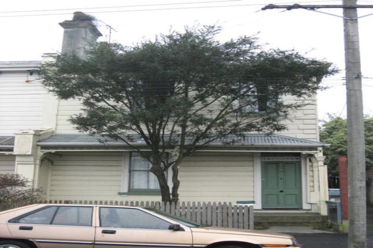 Photo of property in 38 Howe Street, North Dunedin, Dunedin, 9016