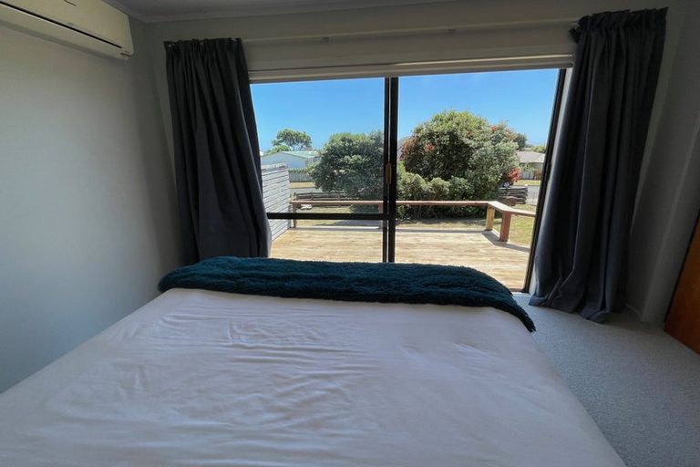 Photo of property in 36 Kahukura Avenue, Waitarere Beach, Levin, 5510