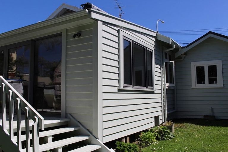 Photo of property in 7 Campbell Street, Karori, Wellington, 6012