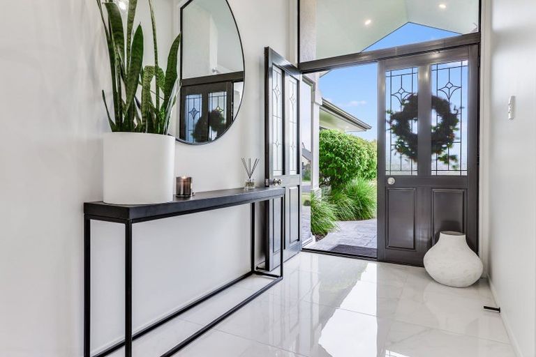 Photo of property in 6 Toi Toi Place, Flagstaff, Hamilton, 3210