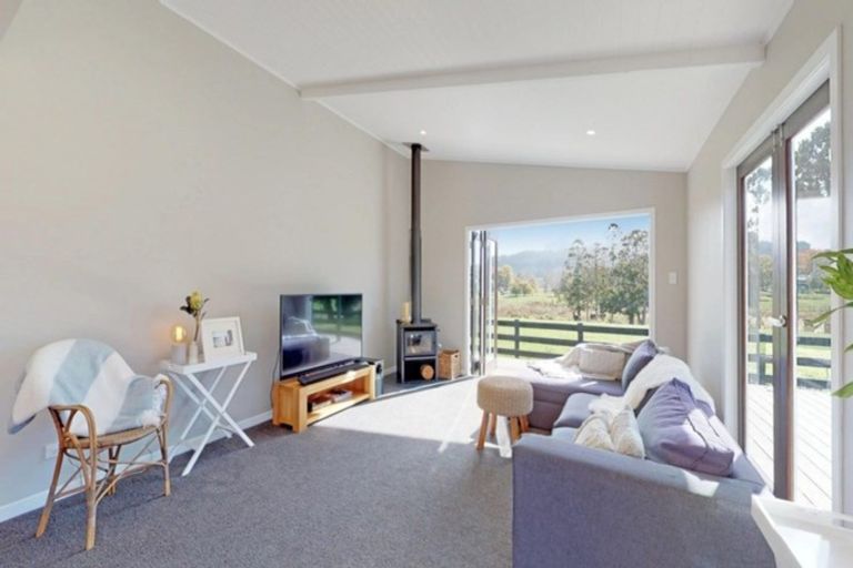 Photo of property in 1281 Whangaripo Valley Road, Whangaripo, Wellsford, 0972