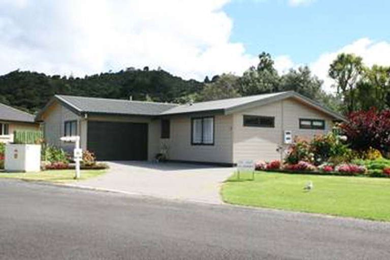 Photo of property in 16 Allman Drive, Coromandel, 3506