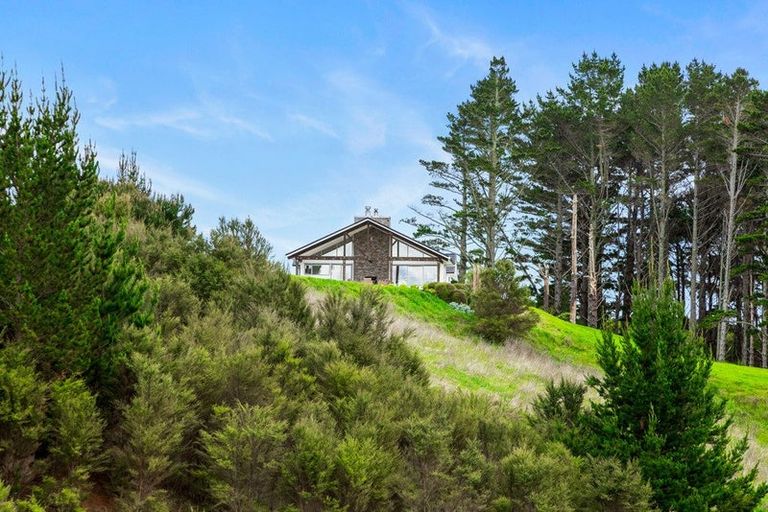 Photo of property in 132b Dormer Road, Waitoki, Helensville, 0875