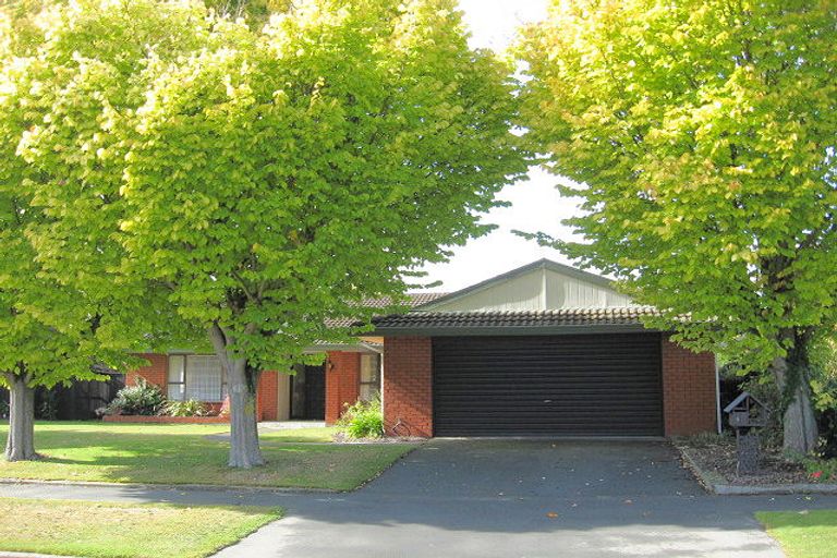 Photo of property in 6 Godfrey Place, Ilam, Christchurch, 8041