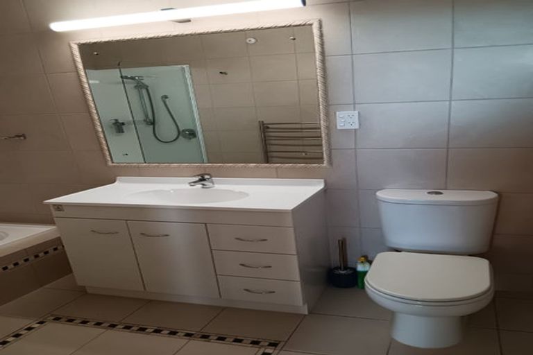 Photo of property in 6 Brigid Place, Mount Pleasant, Christchurch, 8081