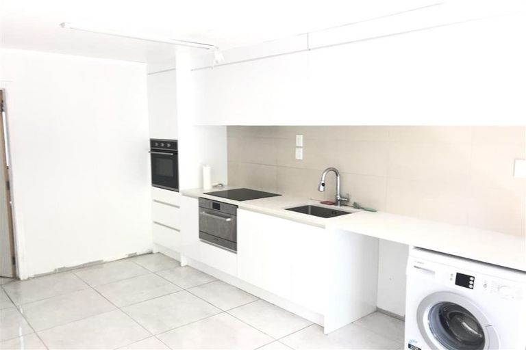 Photo of property in 40 Gracechurch Drive, Flat Bush, Auckland, 2016