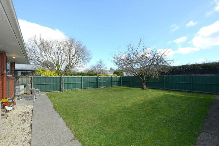 Photo of property in 9 Penwood Street, Russley, Christchurch, 8042