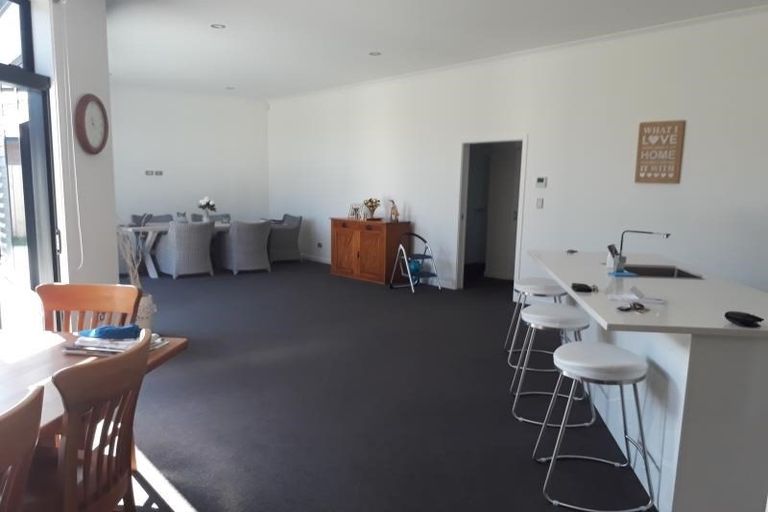 Photo of property in 16 Helen June Avenue, Flagstaff, Hamilton, 3210