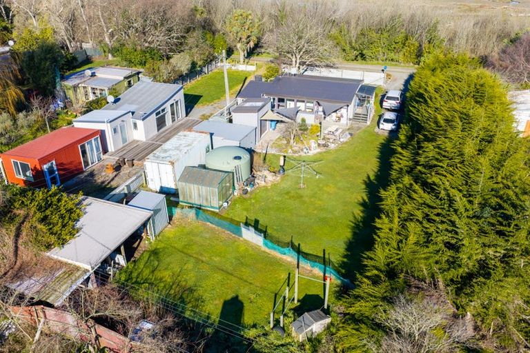 Photo of property in 17 Stopbank Road, Milford, Temuka, 7986