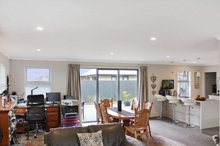 Photo of property in 10 Lockwood Street, Halswell, Christchurch, 8025