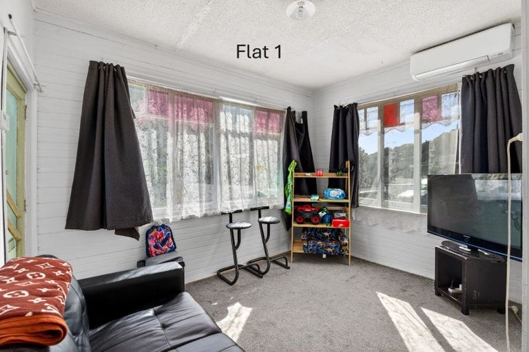 Photo of property in 80 Shakespeare Road, Bluff Hill, Napier, 4110