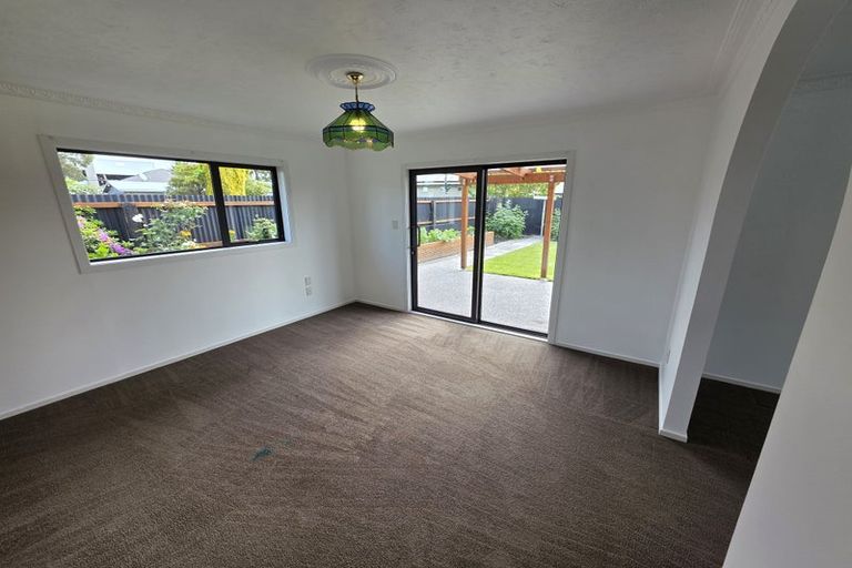 Photo of property in 7 Cicada Place, Hei Hei, Christchurch, 8042