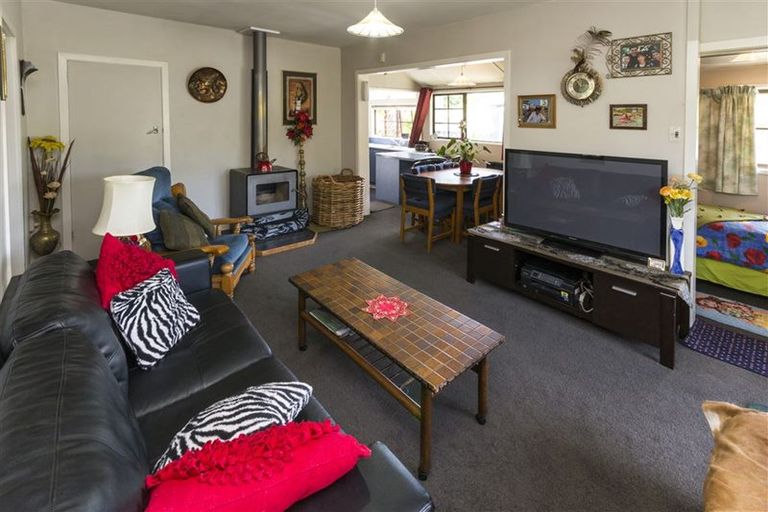Photo of property in 20 Domain Terrace, Waikuku Beach, 7473