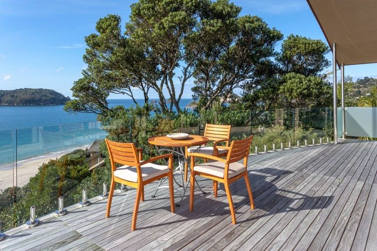 Photo of property in 36 Tutaritari Road, Hahei, Whitianga, 3591