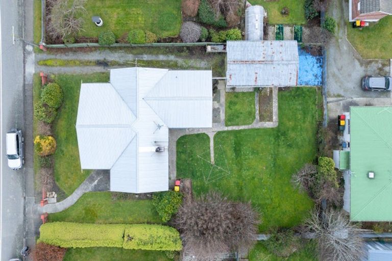 Photo of property in 25 Crombie Street, Gore, 9710