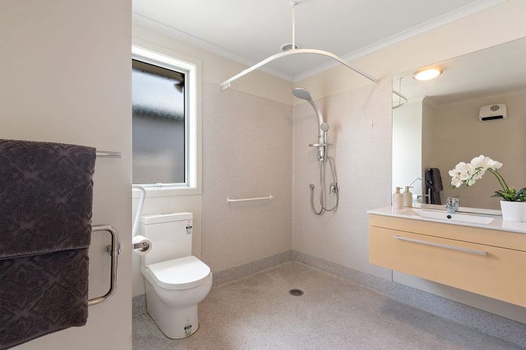 Photo of property in 2c Dey Street, Mosgiel, 9024