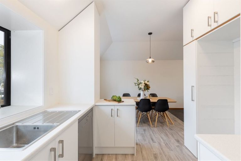 Photo of property in 2/161 Deans Avenue, Riccarton, Christchurch, 8011